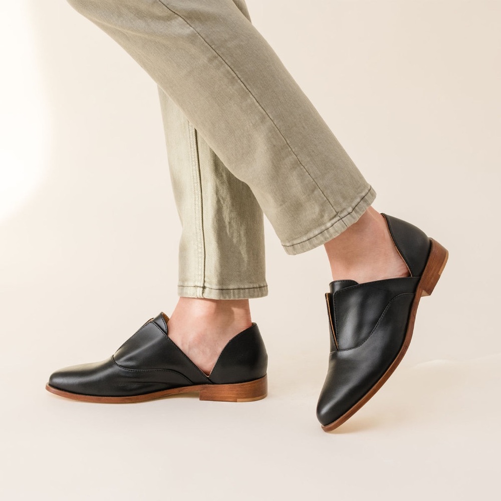 Nisolo Emma D’Orsay Leather Oxford Loafers